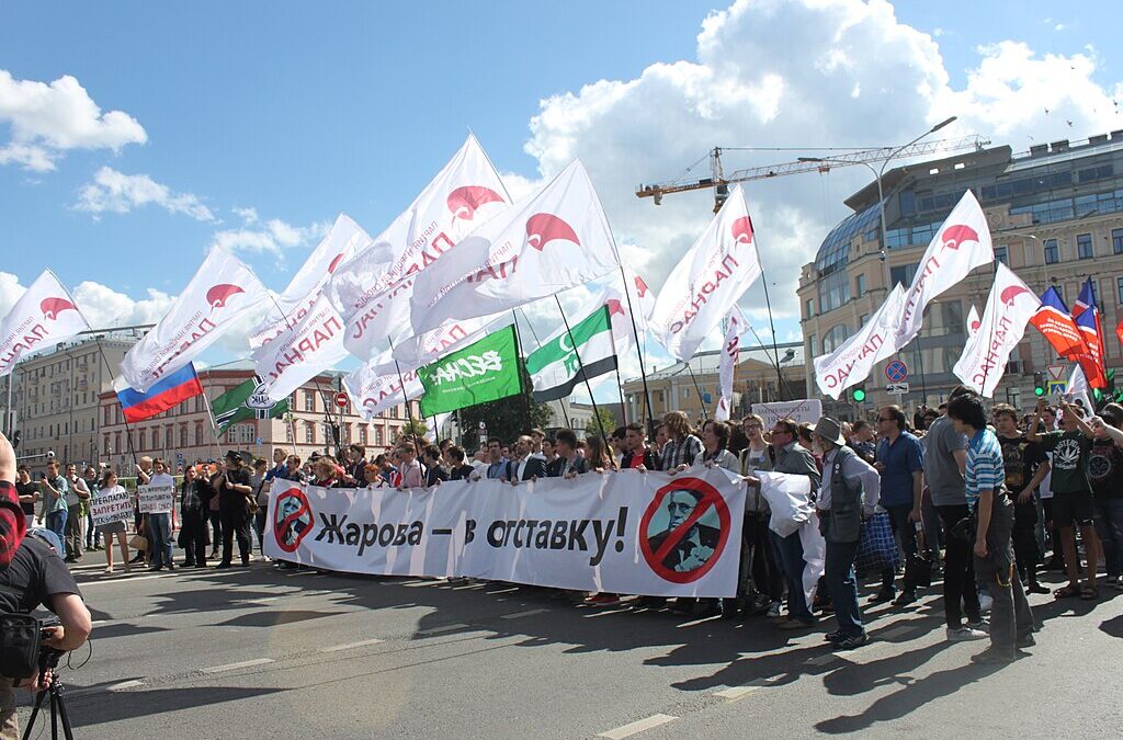 UN HOMME LIBRE PEUT-IL CROIRE EN DIEU ? KANT, SARTRE, VATTIMO